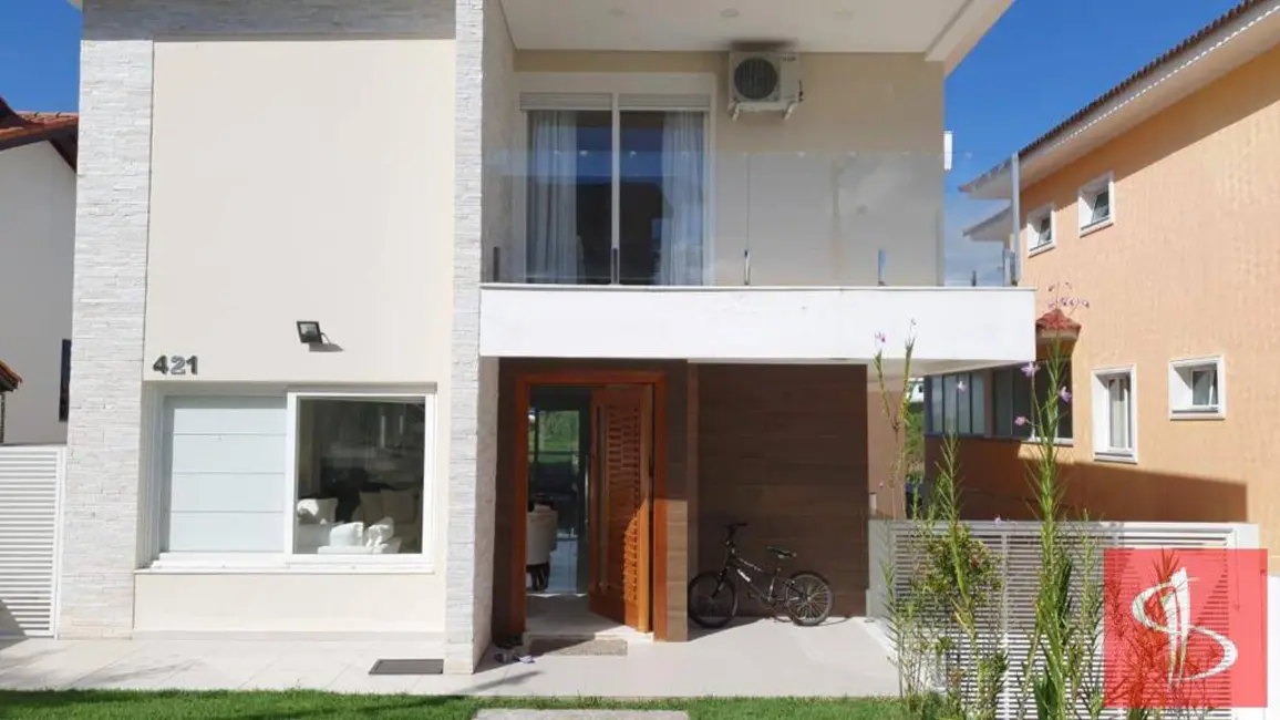 Foto 4 de Casa com 4 quartos à venda, 272m2 em Jardim das Cerejeiras, Aruja - SP