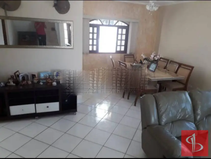 Foto 6 de Chácara com 3 quartos à venda, 1000m2 em Chácaras Vista Alegre, Aruja - SP