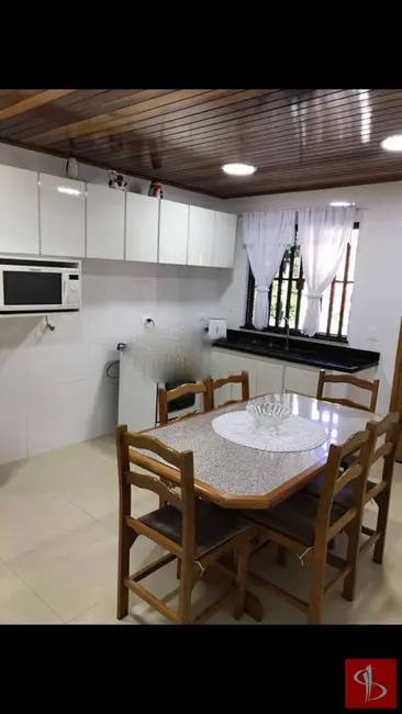 Foto 2 de Chácara com 4 quartos à venda, 1680m2 em Aruja - SP