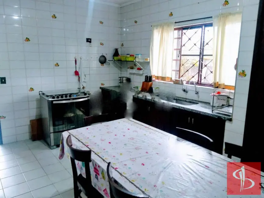 Foto 3 de Chácara com 2 quartos à venda, 1590m2 em Jardim Arujá, Aruja - SP