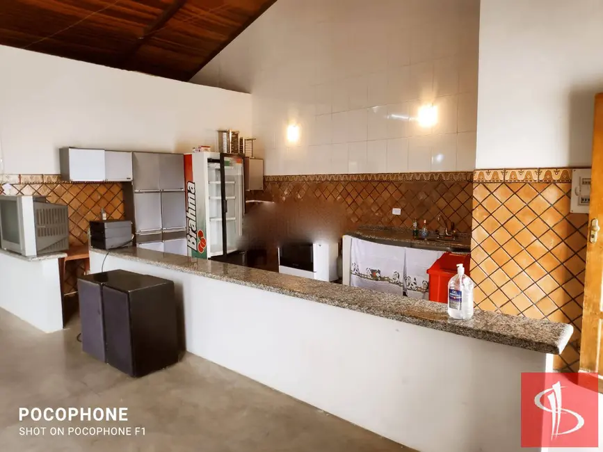Foto 2 de Chácara com 4 quartos à venda, 450m2 em Jardim Arujá, Aruja - SP