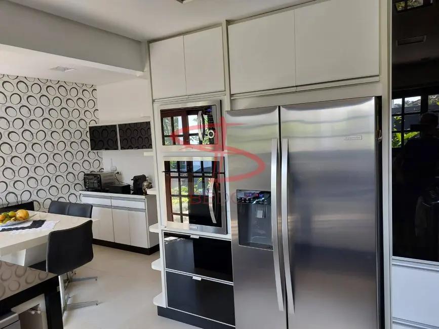 Foto 3 de Casa com 4 quartos à venda, 600m2 em Jardim Fazenda Rincão, Aruja - SP