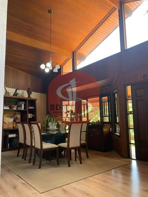 Foto 3 de Casa com 3 quartos à venda, 539m2 em Jardim Fazenda Rincão, Aruja - SP