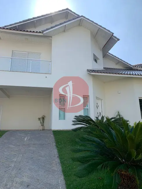 Foto 1 de Casa com 3 quartos para alugar em Jardim Fazenda Rincão, Aruja - SP