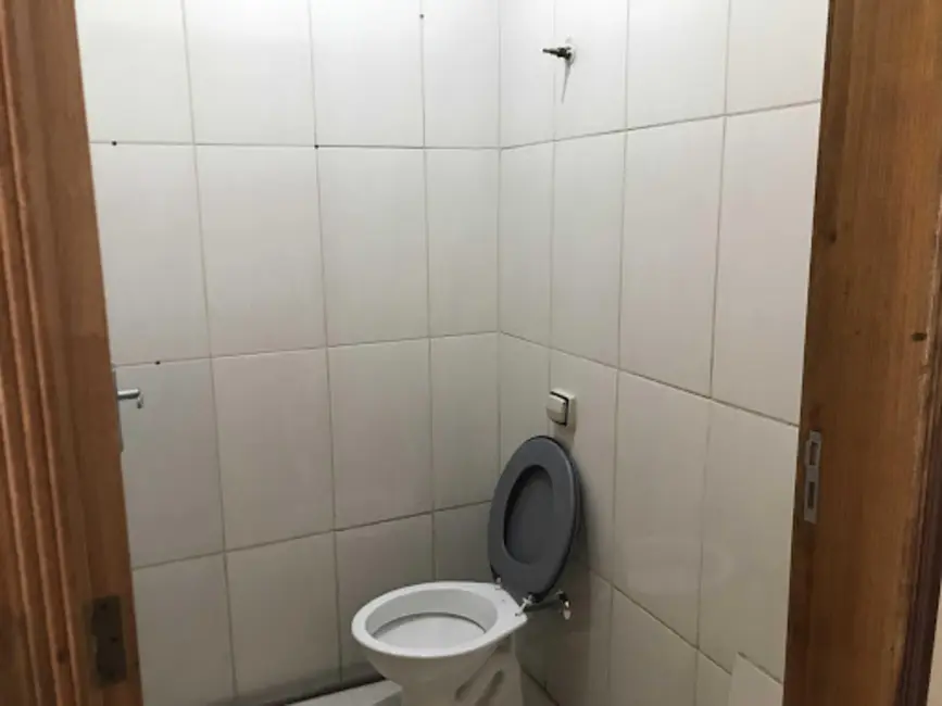 Loja para alugar, 30m2 em Centro, Guaratingueta - SP - imagem 5 Foto 5 de Loja para alugar, 30m2 em Centro, Guaratingueta - SP