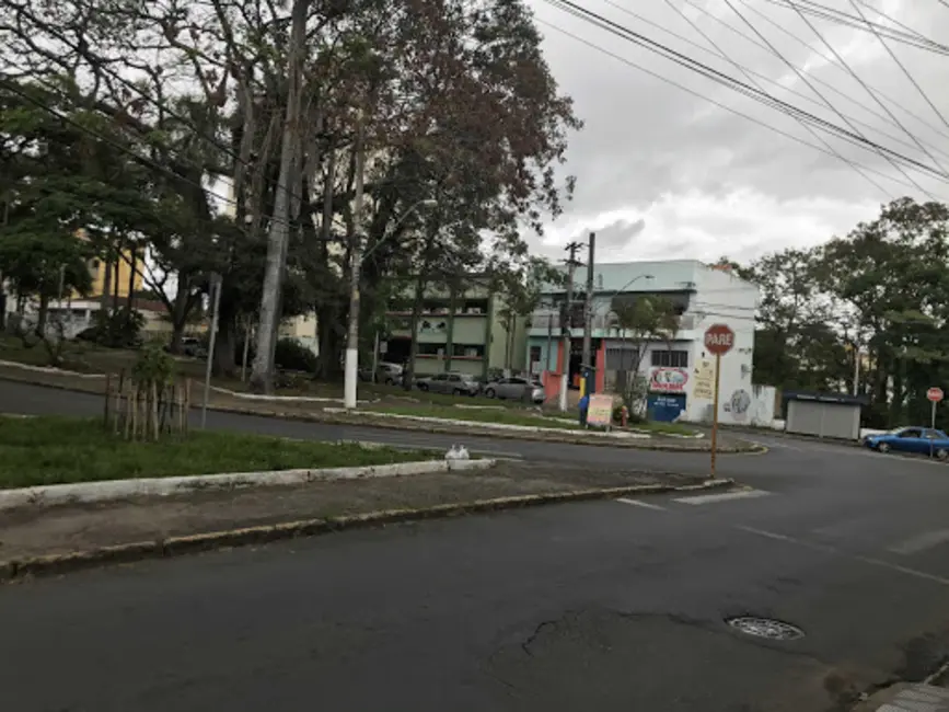 Loja para alugar, 30m2 em Centro, Guaratingueta - SP - imagem 3 Foto 3 de Loja para alugar, 30m2 em Centro, Guaratingueta - SP