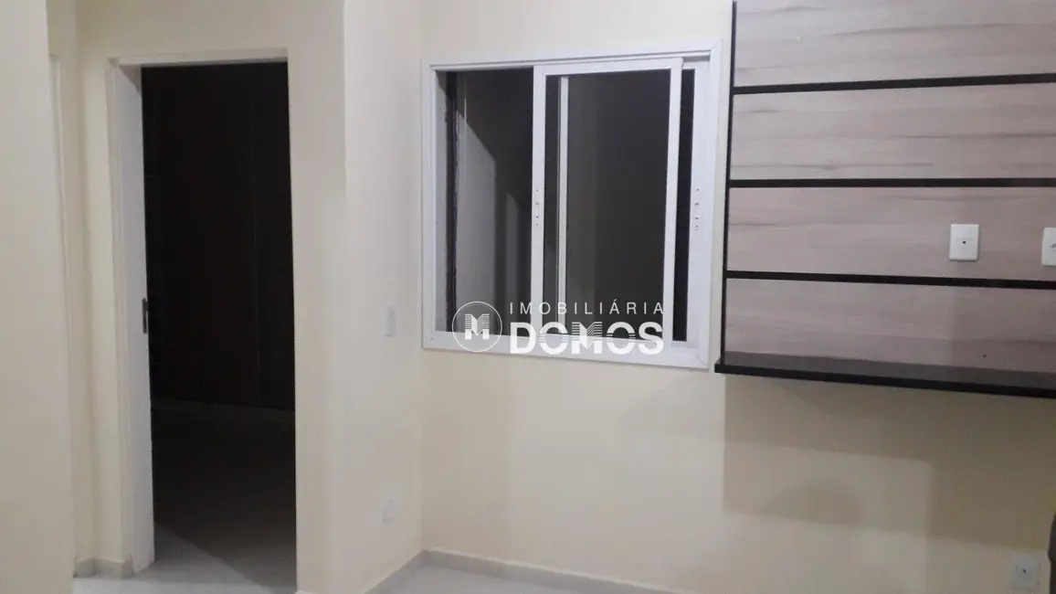 Foto 1 de Apartamento com 2 quartos à venda, 65m2 em São Benedito, Guaratingueta - SP