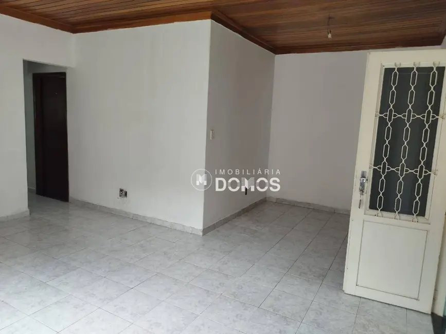 Foto 5 de Sobrado com 4 quartos à venda, 160m2 em Parque São Francisco, Guaratingueta - SP