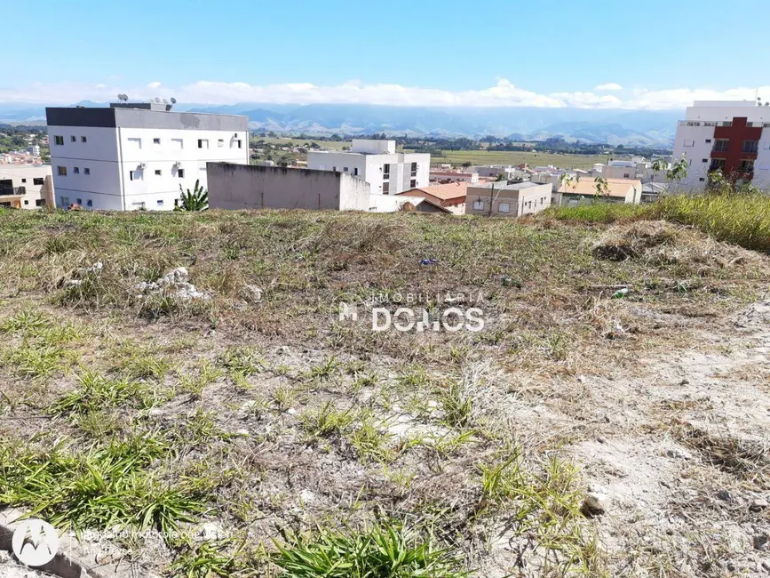 Terreno / Lote à venda, 360m2 em Residencial Village Santana, Guaratingueta - SP - imagem 6 Foto 6 de Terreno / Lote à venda, 360m2 em Residencial Village Santana, Guaratingueta - SP