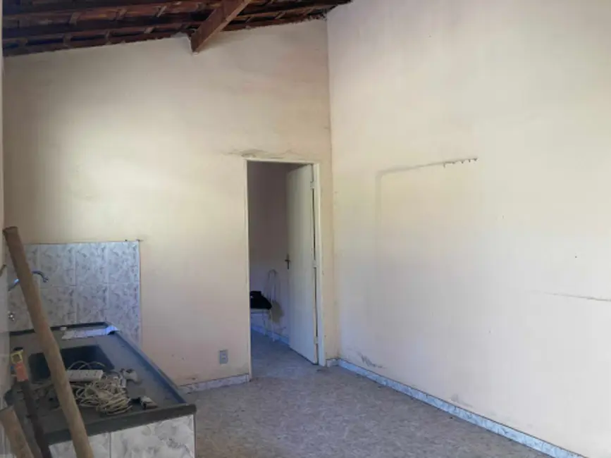 Foto 6 de Casa com 2 quartos à venda, 250m2 em Parque do Sol, Guaratingueta - SP