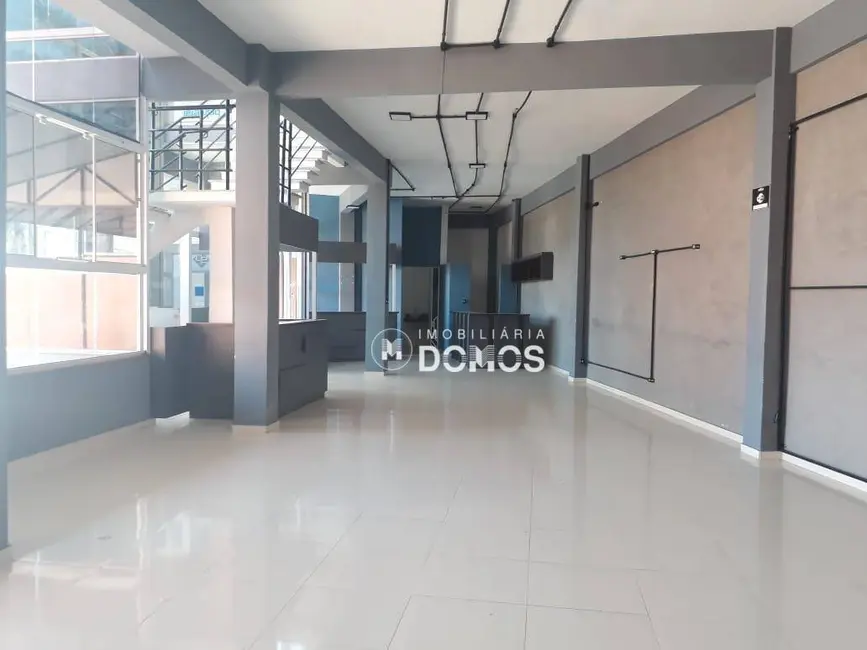 Loja para alugar, 600m2 em Guaratingueta - SP - imagem 9 Foto 9 de Loja para alugar, 600m2 em Guaratingueta - SP