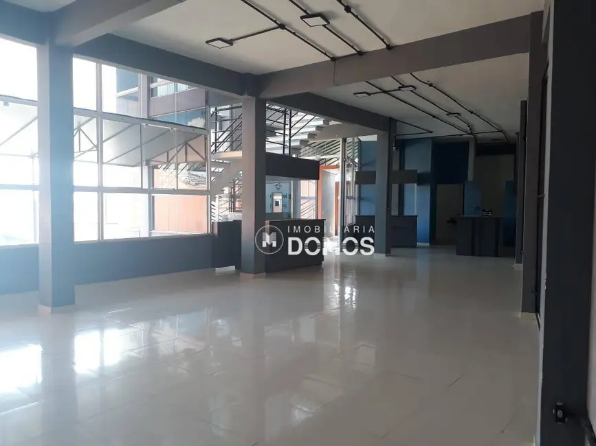 Loja para alugar, 600m2 em Guaratingueta - SP - imagem 6 Foto 6 de Loja para alugar, 600m2 em Guaratingueta - SP