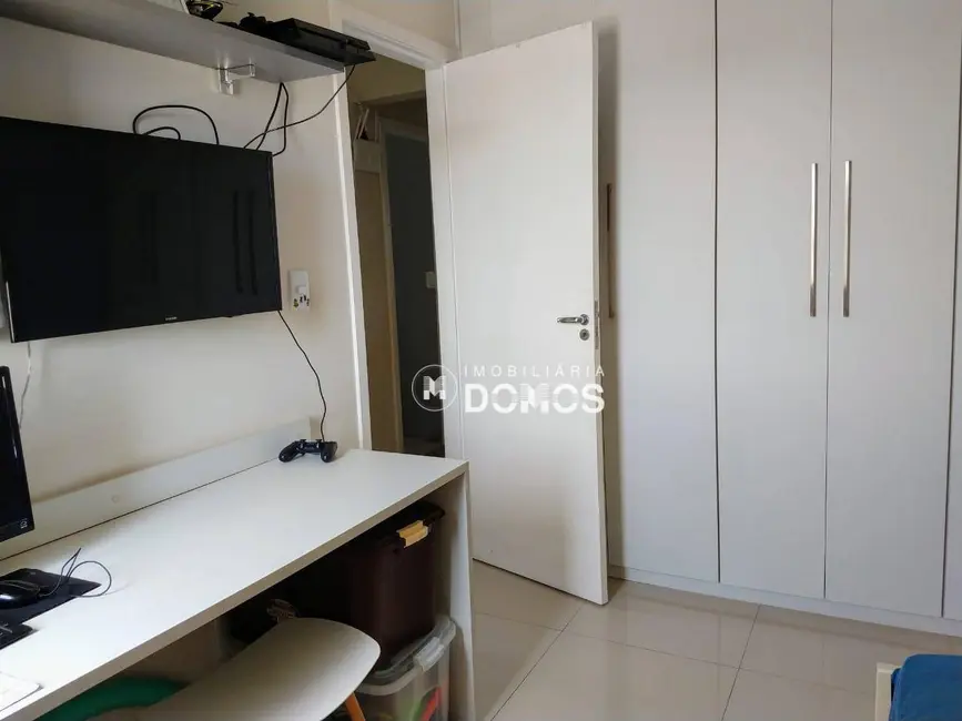 Foto 1 de Apartamento com 3 quartos à venda, 76m2 em Vila Paraíba, Guaratingueta - SP