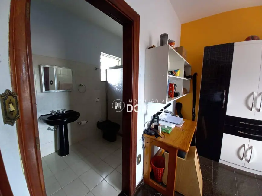 Foto 9 de Casa com 4 quartos à venda, 300m2 em Portal das Colinas, Guaratingueta - SP