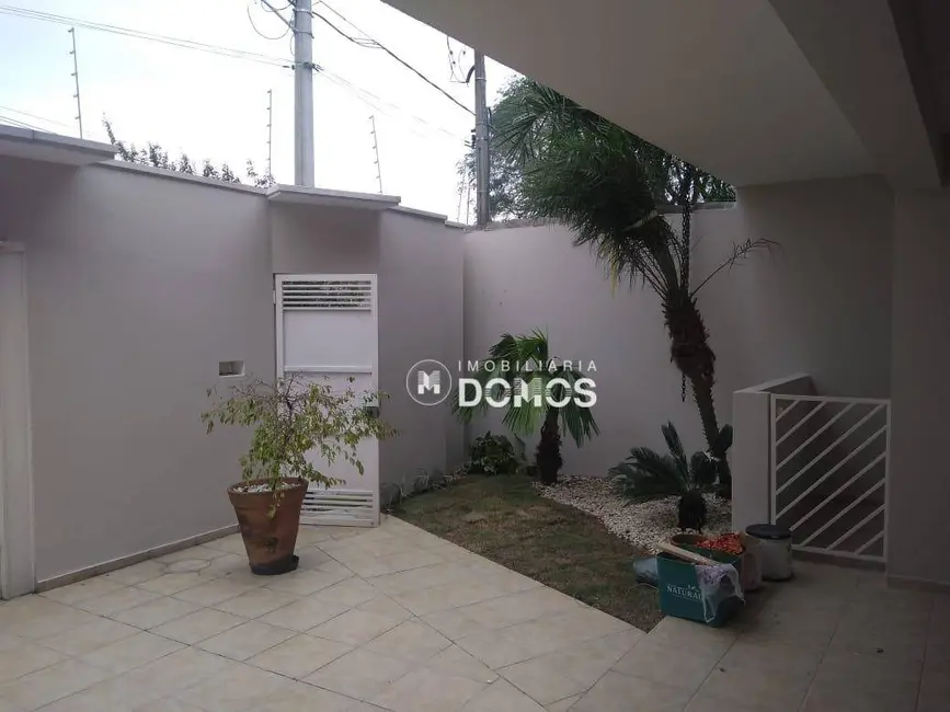 Foto 3 de Casa com 3 quartos à venda, 300m2 em Portal das Colinas, Guaratingueta - SP