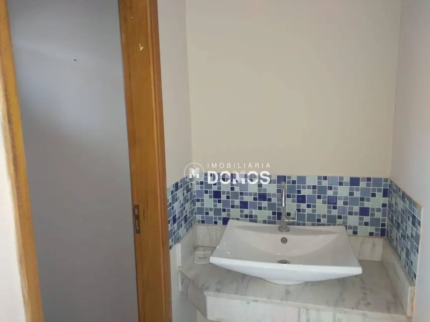 Foto 8 de Casa com 3 quartos à venda, 300m2 em Portal das Colinas, Guaratingueta - SP