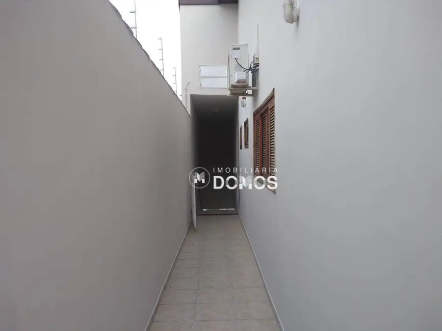 Foto 6 de Casa com 3 quartos à venda, 300m2 em Portal das Colinas, Guaratingueta - SP