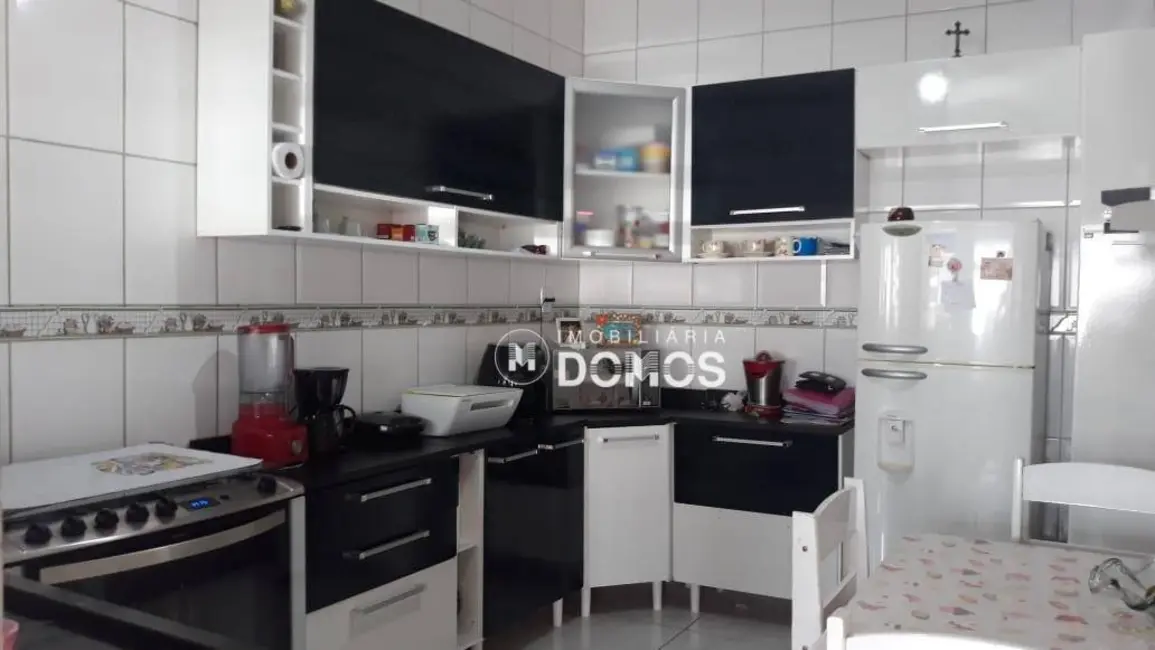 Foto 5 de Casa com 2 quartos à venda, 288m2 em Vila Hepacare, Lorena - SP