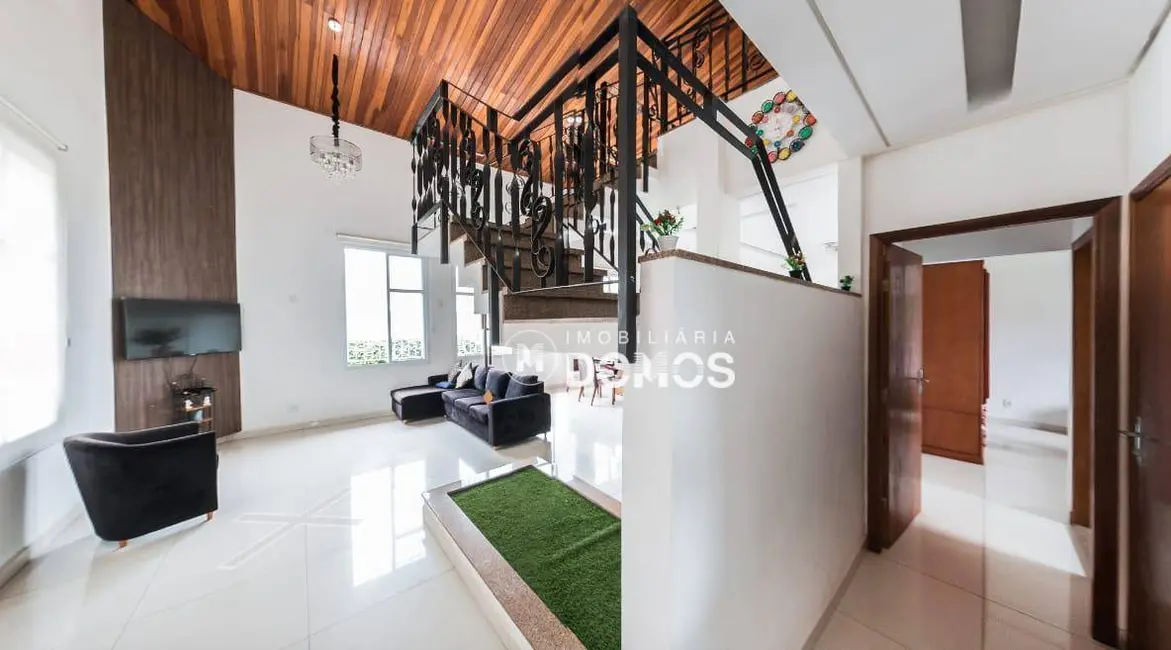 Foto 8 de Casa de Condomínio com 8 quartos à venda, 700m2 em São Dimas, Guaratingueta - SP