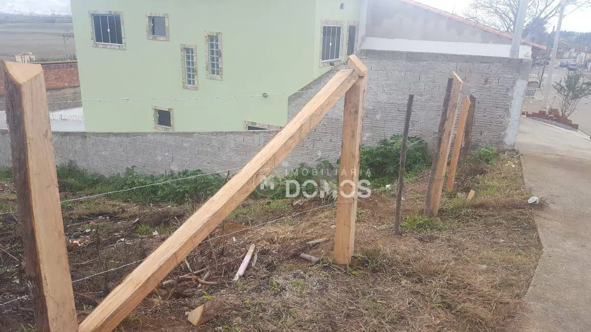 Foto 6 de Terreno / Lote à venda, 275m2 em Guaratingueta - SP