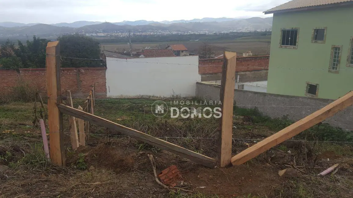 Foto 8 de Terreno / Lote à venda, 275m2 em Guaratingueta - SP