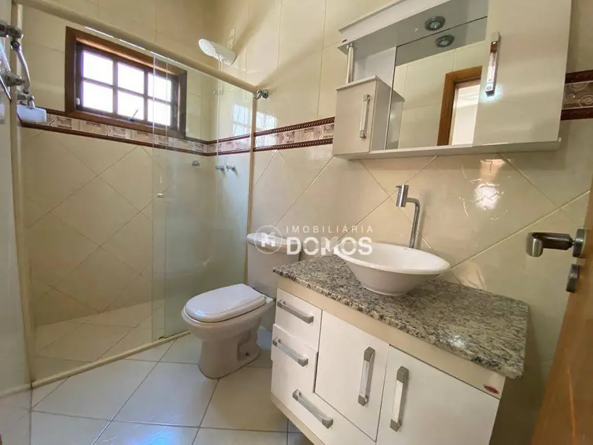Casa com 4 quartos à venda, 2130m2 em Vila Paraíba, Guaratingueta - SP - imagem 7 Foto 7 de Casa com 4 quartos à venda, 2130m2 em Vila Paraíba, Guaratingueta - SP