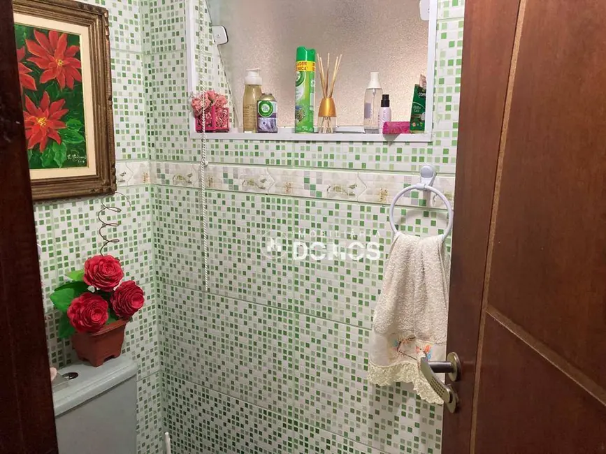 Foto 6 de Casa com 2 quartos à venda, 125m2 em Jardim do Vale, Guaratingueta - SP