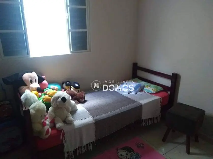 Foto 4 de Casa com 2 quartos à venda, 500m2 em Engenheiro Neiva, Guaratingueta - SP