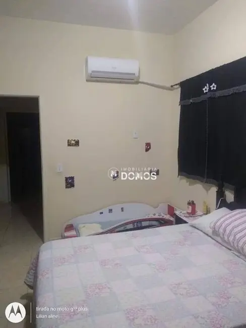 Casa com 2 quartos à venda, 500m2 em Engenheiro Neiva, Guaratingueta - SP - imagem 5 Foto 5 de Casa com 2 quartos à venda, 500m2 em Engenheiro Neiva, Guaratingueta - SP