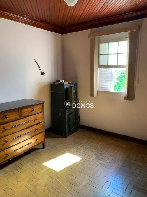 Foto 2 de Casa com 3 quartos à venda, 475m2 em Pedreira, Guaratingueta - SP