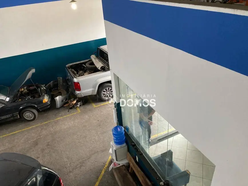 Foto 3 de Armazém / Galpão à venda, 300m2 em Parque Residencial Beira Rio, Guaratingueta - SP