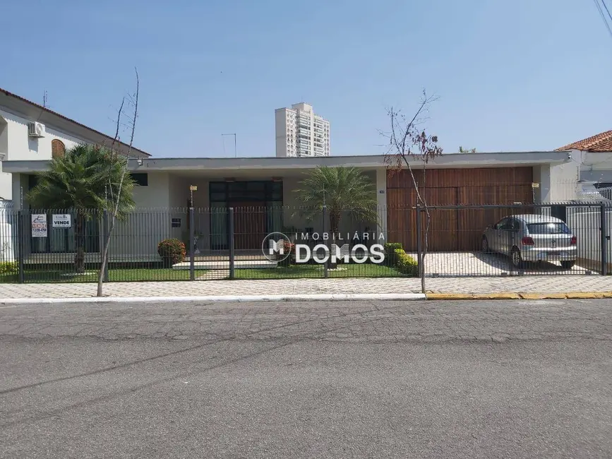 Foto 3 de Casa com 3 quartos à venda, 624m2 em Vila Paraíba, Guaratingueta - SP