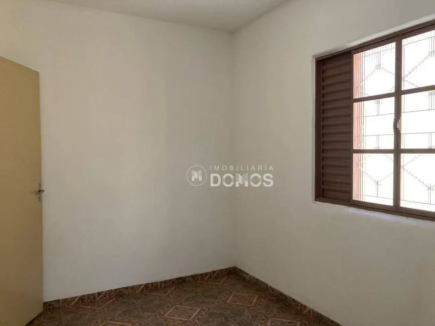 Foto 7 de Casa com 3 quartos à venda, 212m2 em Vila Comendador Rodrigues Alves, Guaratingueta - SP