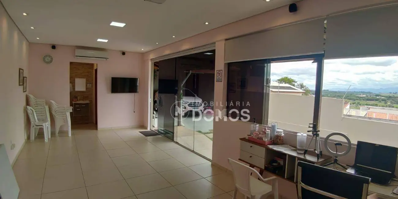 Foto 1 de Casa com 2 quartos à venda, 300m2 em Residencial Village Santana, Guaratingueta - SP