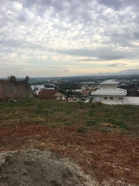 Foto 5 de Terreno / Lote à venda, 638m2 em Village Mantiqueira, Guaratingueta - SP
