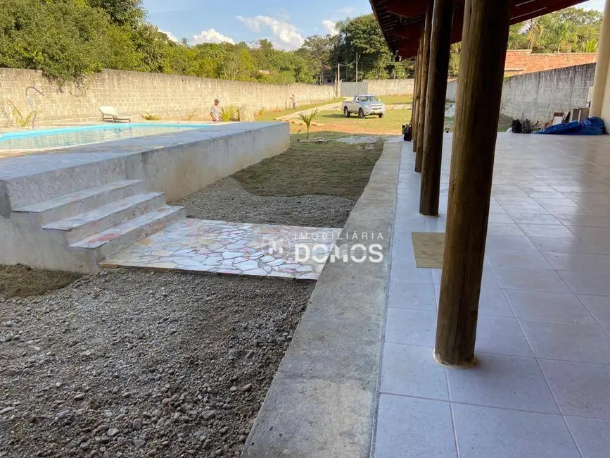 Foto 5 de Chácara com 2 quartos à venda, 2000m2 em Bom Jardim I, Guaratingueta - SP