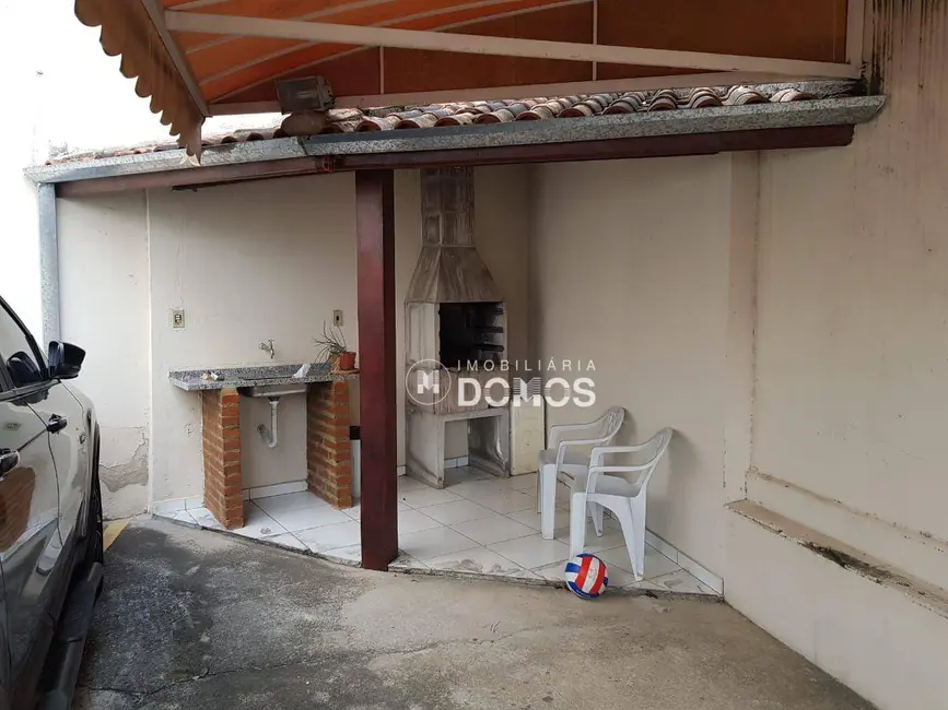 Foto 2 de Apartamento com 2 quartos à venda, 69m2 em Vila Nehemia, Pindamonhangaba - SP