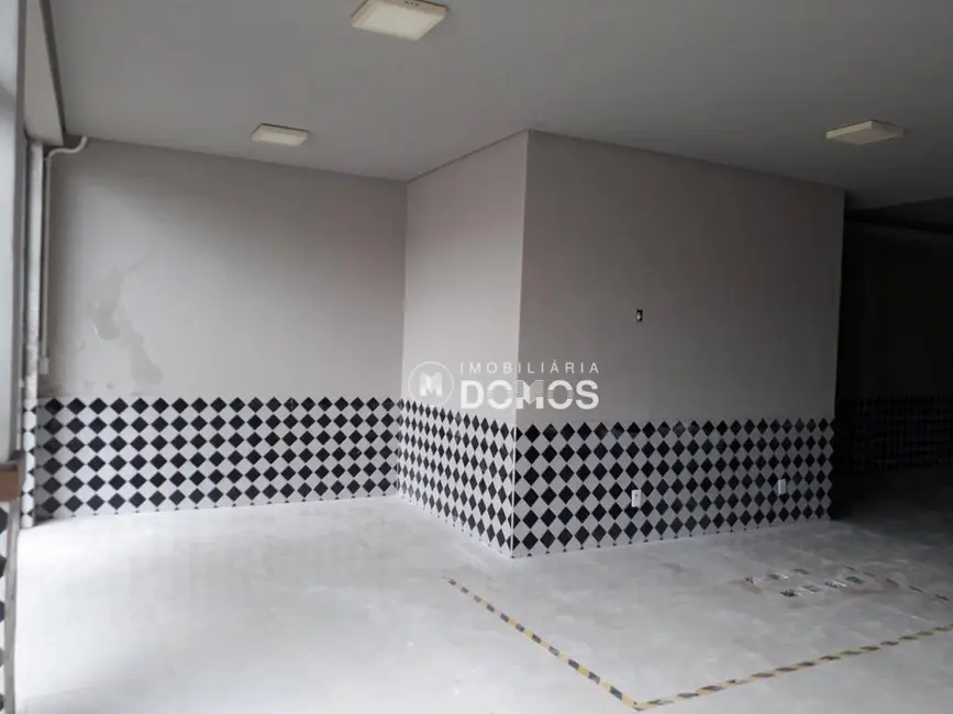 Loja para alugar em Campo do Galvão, Guaratingueta - SP - imagem 9 Foto 9 de Loja para alugar em Campo do Galvão, Guaratingueta - SP