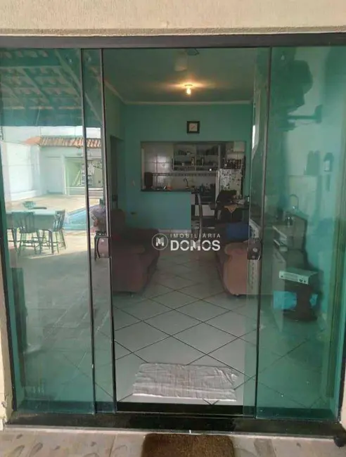 Casa com 2 quartos à venda, 300m2 em Residencial Village Santana, Guaratingueta - SP - imagem 5 Foto 5 de Casa com 2 quartos à venda, 300m2 em Residencial Village Santana, Guaratingueta - SP