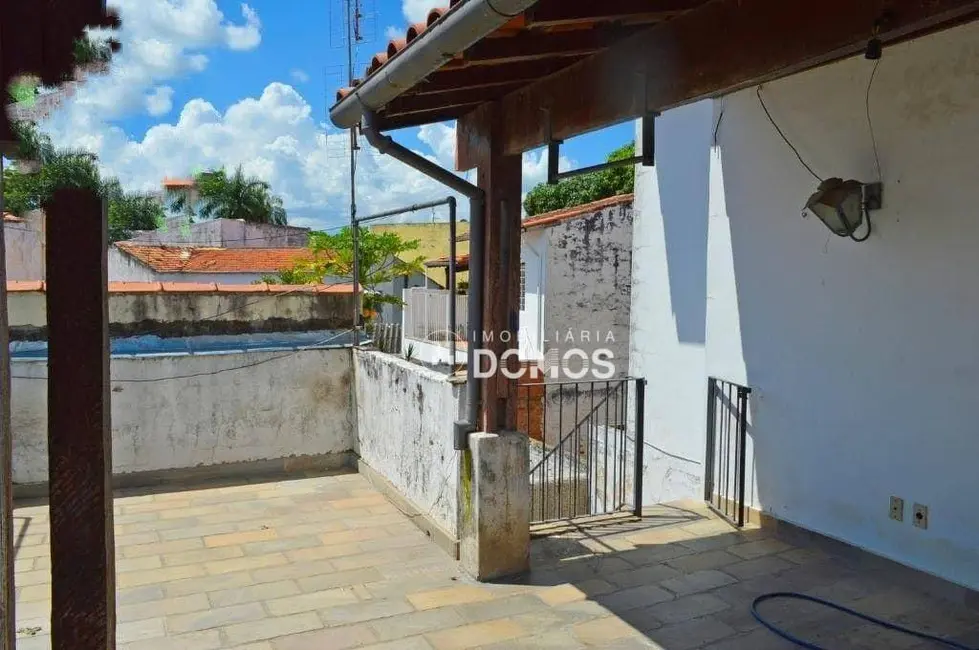 Foto 3 de Casa com 4 quartos à venda, 168m2 em Campo do Galvão, Guaratingueta - SP