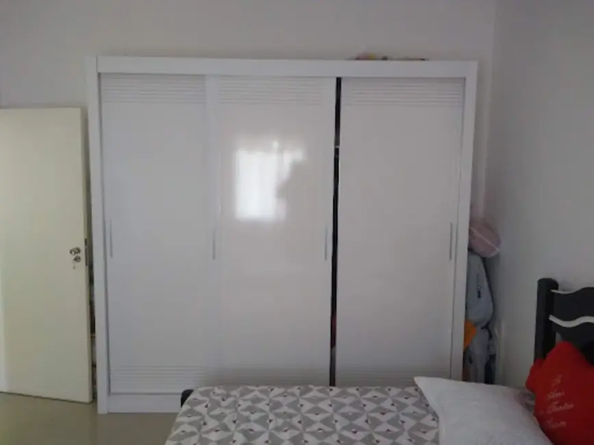 Foto 5 de Casa com 3 quartos à venda, 300m2 em Parque Residencial Beira Rio, Guaratingueta - SP