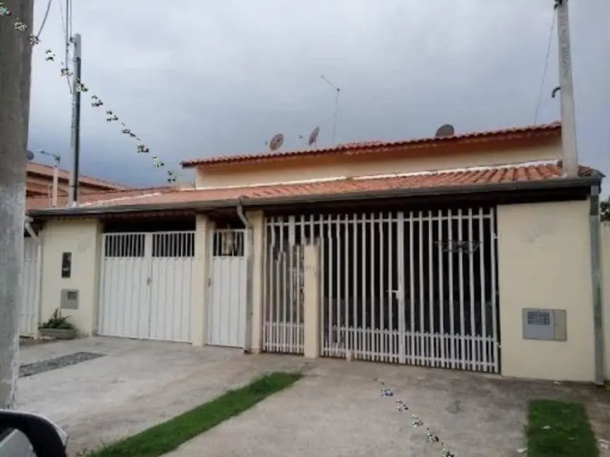 Foto 1 de Casa com 2 quartos à venda, 125m2 em Roseira - SP