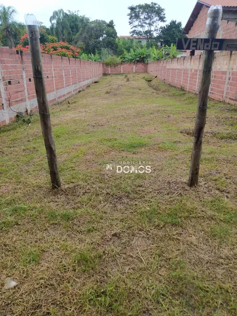 Foto 1 de Terreno / Lote à venda, 500m2 em Bom Jardim I, Guaratingueta - SP