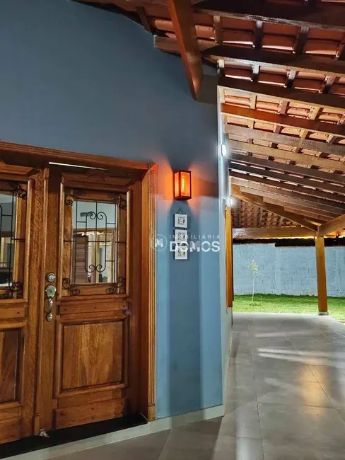 Foto 4 de Chácara com 3 quartos à venda, 1000m2 em Bom Jardim II, Guaratingueta - SP