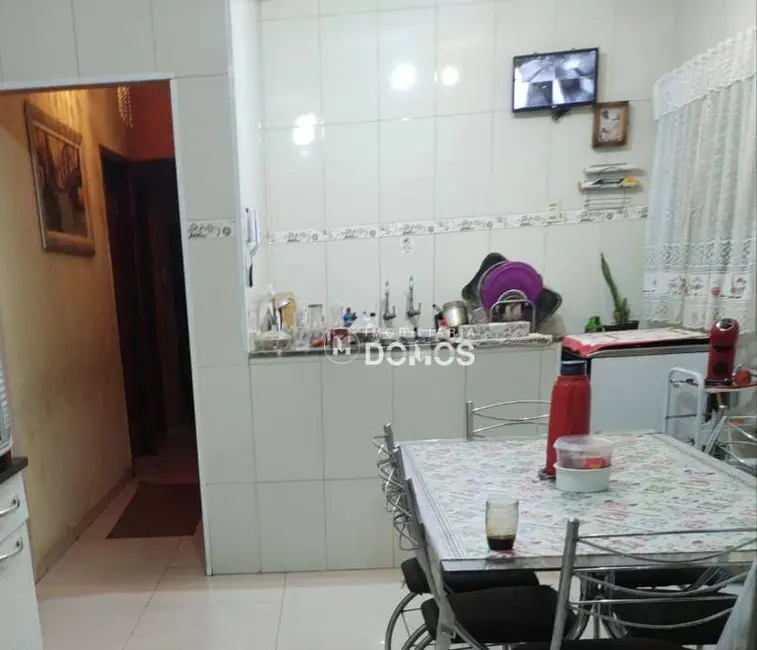 Foto 5 de Casa com 3 quartos à venda, 250m2 em Jardim do Vale, Guaratingueta - SP