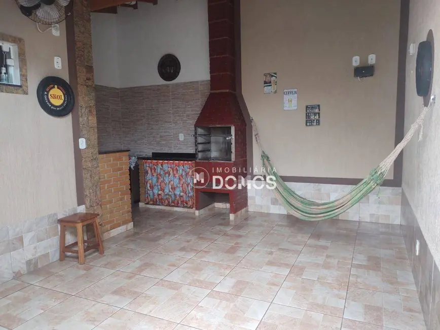 Foto 3 de Casa com 2 quartos à venda, 250m2 em Engenheiro Neiva, Guaratingueta - SP