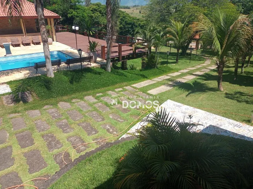 Foto 6 de Chácara com 4 quartos à venda, 4500m2 em Bom Jardim I, Guaratingueta - SP