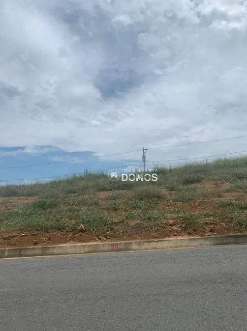 Foto 1 de Terreno / Lote à venda, 160m2 em Figueira, Guaratingueta - SP
