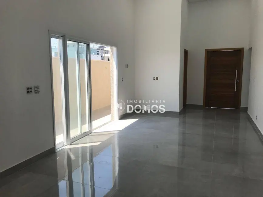 Foto 8 de Casa de Condomínio com 3 quartos à venda, 250m2 em Caçapava Velha, Cacapava - SP