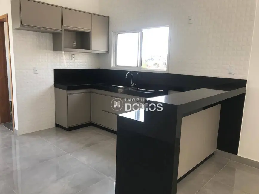 Foto 7 de Casa de Condomínio com 3 quartos à venda, 250m2 em Caçapava Velha, Cacapava - SP